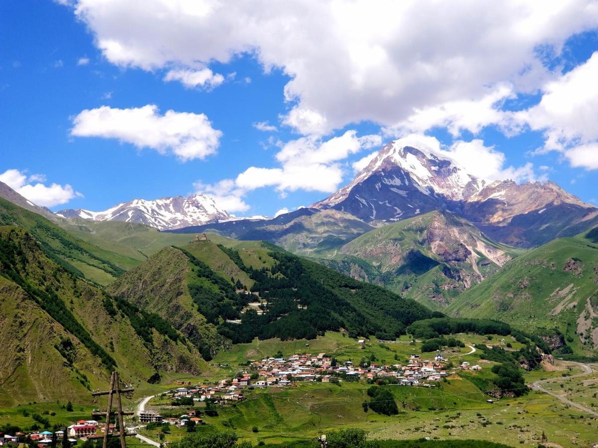 Milla Hotel Kazbegi Exterior foto