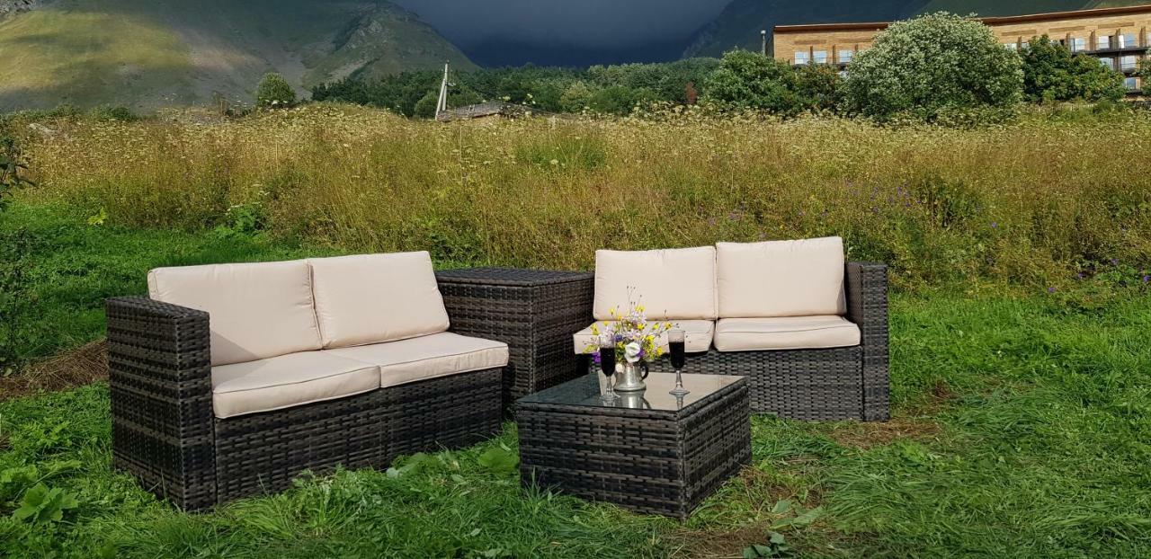 Milla Hotel Kazbegi Exterior foto